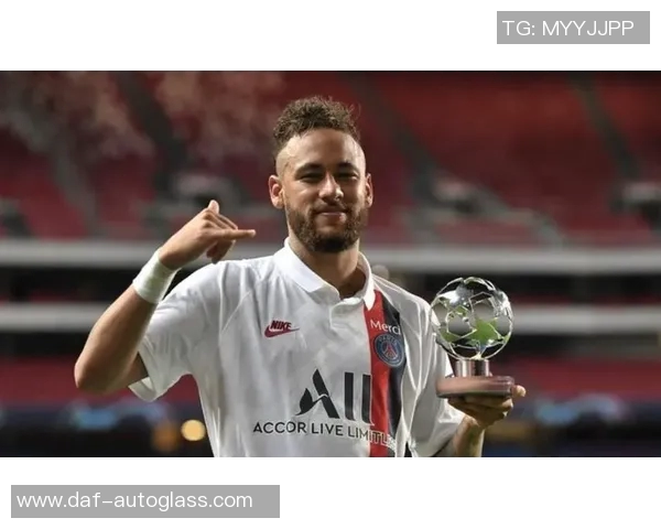 崛起中的欧洲年轻足球明星们展现未来之星的无限潜力与激情